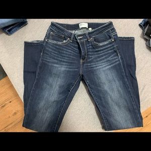 BKE demon Stella Straight